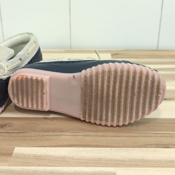 Magellan Outdoors Duck Rain Slip On Shoes Women's Size 6 - Picture 8 of 8